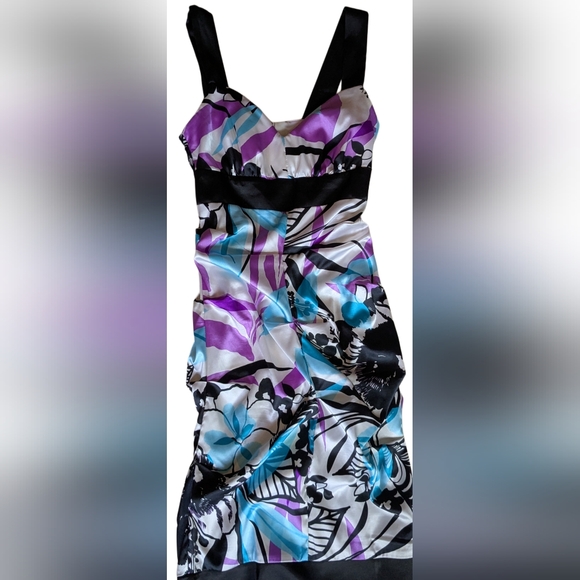 Le Chateau Multicolor Floral Dress - Picture 1 of 9